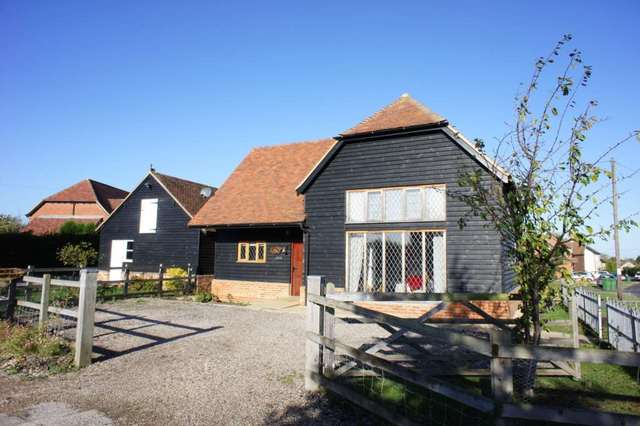  Image of 3 bedroom Cottage to rent in Main Street Grendon Underwood Aylesbury HP18 at Main Street Main Street Grendon Underwood, HP18 0SJ