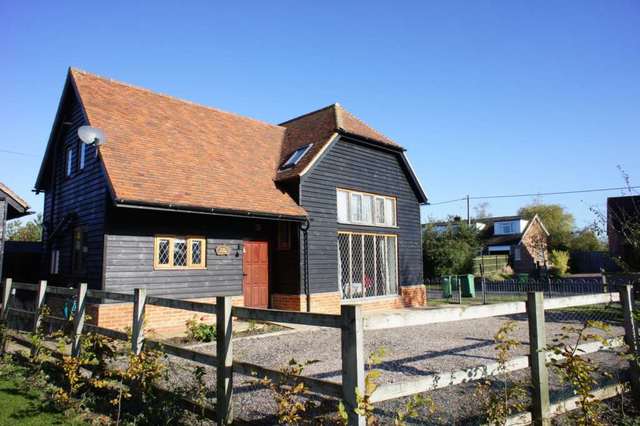  Image of 3 bedroom Cottage to rent in Main Street Grendon Underwood Aylesbury HP18 at Main Street Main Street Grendon Underwood, HP18 0SJ