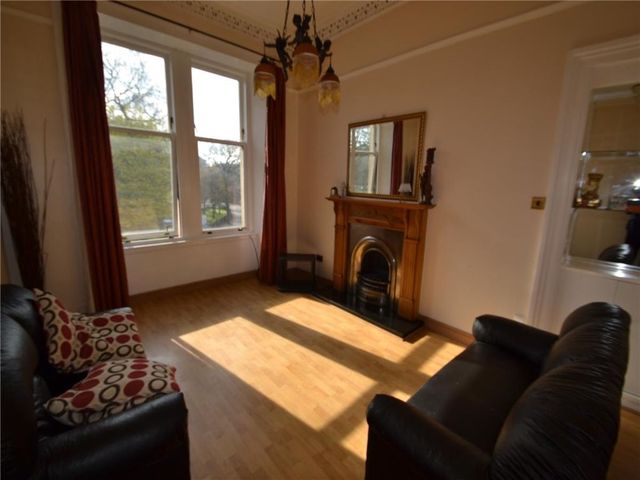  Image of 2 bedroom Flat to rent in Pollokshaws Road Glasgow G41 at Shawlands Glasgow Glasgow, G41 2HG