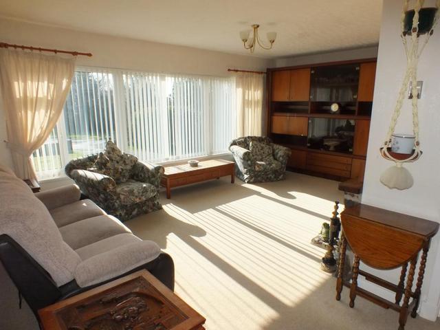  Image of 3 bedroom Bungalow for sale in Pond Meadow Steynton Milford Haven SA73 at Steynton Milford Haven Steynton, SA73 1HB