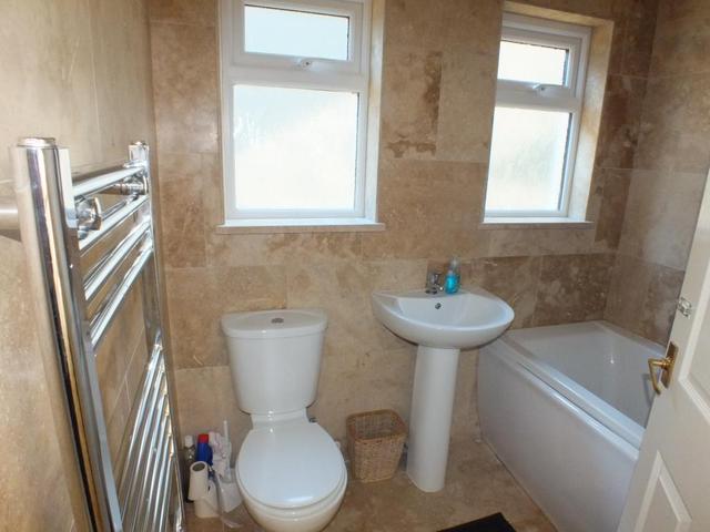  Image of 3 bedroom Bungalow for sale in Pond Meadow Steynton Milford Haven SA73 at Steynton Milford Haven Steynton, SA73 1HB