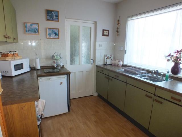  Image of 3 bedroom Bungalow for sale in Pond Meadow Steynton Milford Haven SA73 at Steynton Milford Haven Steynton, SA73 1HB