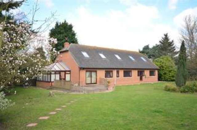  Image of 5 bedroom Detached house for sale in Poot Lane Upchurch Sittingbourne ME9 at Upchurch Sittingbourne Upchurch, ME9 7HL