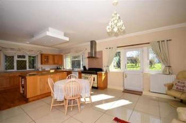  Image of 5 bedroom Detached house for sale in Poot Lane Upchurch Sittingbourne ME9 at Upchurch Sittingbourne Upchurch, ME9 7HL