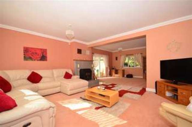  Image of 5 bedroom Detached house for sale in Poot Lane Upchurch Sittingbourne ME9 at Upchurch Sittingbourne Upchurch, ME9 7HL