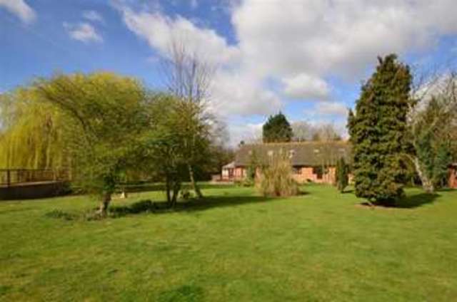  Image of 5 bedroom Detached house for sale in Poot Lane Upchurch Sittingbourne ME9 at Upchurch Sittingbourne Upchurch, ME9 7HL