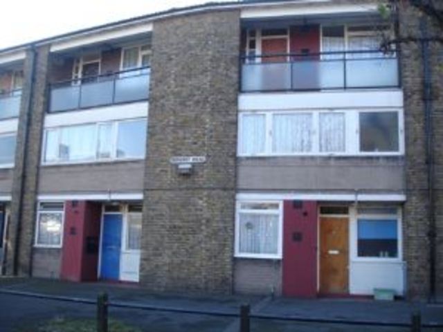  Image of 3 bedroom Maisonette to rent in Salmon Lane London E14 at Salmon Lane  LONDON, E14 7PH
