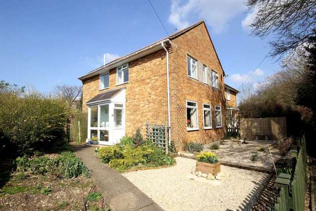  Image of 4 bedroom Semi-Detached house for sale in Prince Park Hemel Hempstead HP1 at Prince Park Boxmoor Hemel Hempstead, HP1 2AT