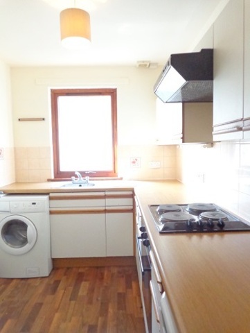  Image of 2 bedroom Flat to rent in Princes Street Perth PH2 at Perth Perthshire Perthshire, PH2 8NG