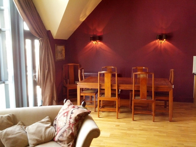  Image of 2 bedroom Flat to rent in Putney Bridge Road London SW18 at Putney, London, SW18 1NG