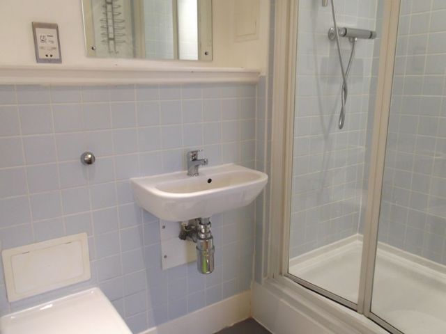  Image of 2 bedroom Flat to rent in Queen Street Glasgow G1 at City Centre Glasgow Glasgow, G1 3DS