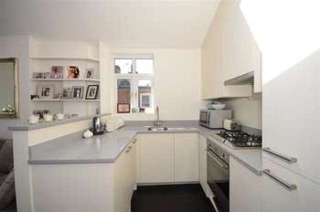  Image of 2 bedroom Flat for sale in Queens Road Loughton IG10 at Loughton Essex Loughton, IG10 1RR