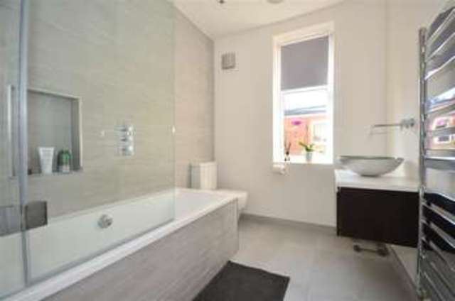  Image of 2 bedroom Flat for sale in Queens Road Loughton IG10 at Loughton Essex Loughton, IG10 1RR