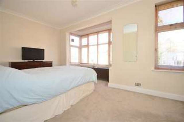  Image of 2 bedroom Flat for sale in Queens Road Loughton IG10 at Loughton Essex Loughton, IG10 1RR
