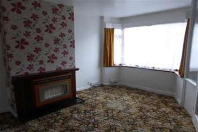  Image of 3 bedroom Semi-Detached house to rent in Rachel Gardens Selly Oak Birmingham B29 at Birmingham, B29 6NY