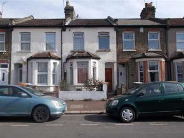  Image of 2 bedroom Flat for sale in Ranelagh Road London E6 at East Ham London East Ham, E6 2SJ