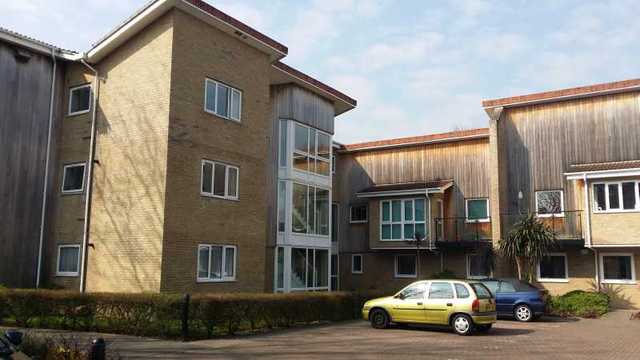  Image of 2 bedroom Flat to rent in Regents Park Road Southampton SO15 at Southampton SO15 8AH Southampton, SO15 8AH