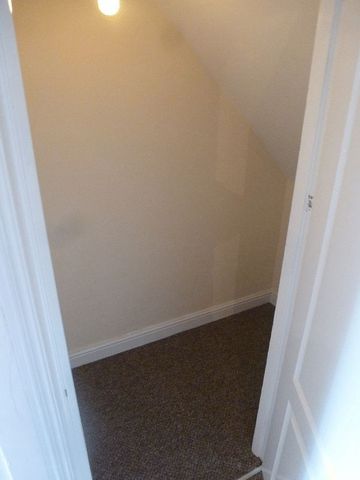  Image of 2 bedroom Flat to rent in Relton Avenue Newcastle upon Tyne NE6 at Relton Avenue Array Byker, NE6 2TH