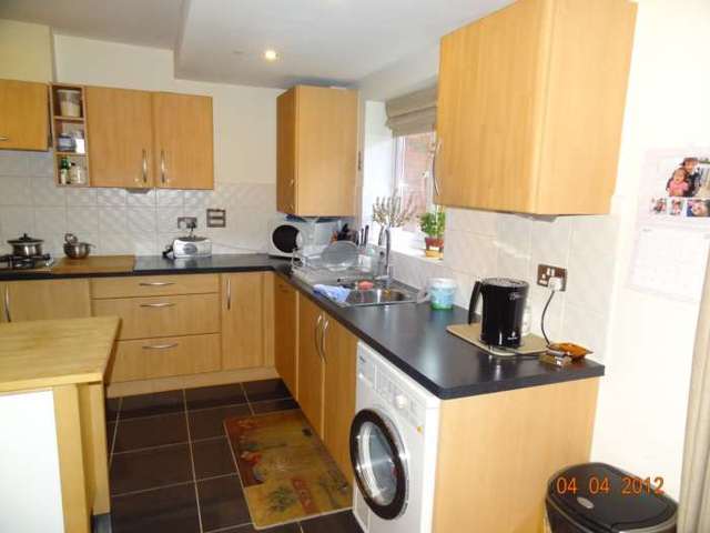  Image of 4 bedroom Town House to rent in Ridgway Road Leicester LE2 at Ridgeway Road  Leicester, LE2 3LH