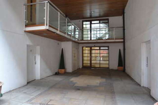  Image of 3 bedroom Flat to rent in Riga Mews London E1 at Commercial Road  Aldgate, E1 1LL