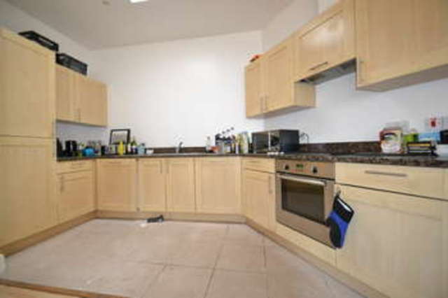  Image of 3 bedroom Flat to rent in Riga Mews London E1 at Commercial Road  Aldgate, E1 1LL