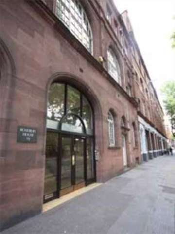  Image of Detached house to rent in Rosebery Avenue London EC1R at Islington EC1R London, EC1R 4RR