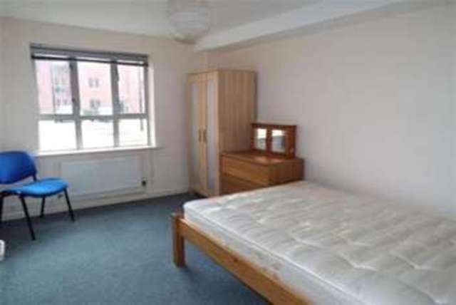  Image of 2 bedroom Flat to rent in Gamble Street Nottingham NG7 at Nottingham, NG7 4ET