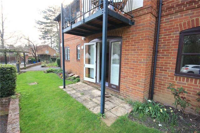  Image of 1 bedroom Apartment for sale in West Hill Road Hook Heath Woking GU22 at West Hill Road Woking Woking, GU22 7XA