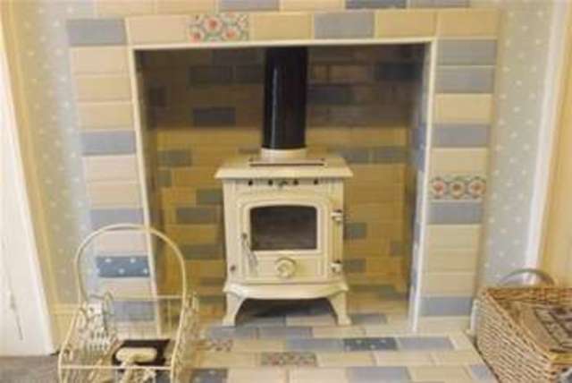  Image of 2 bedroom Detached house to rent in Salisbury Road Downend Bristol BS16 at Bristol, BS16 5RJ