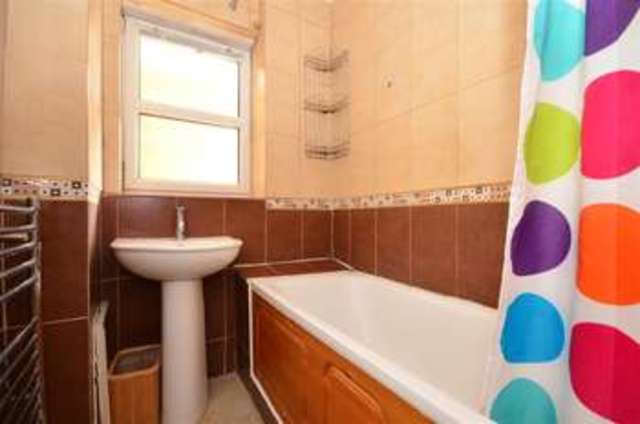  Image of 3 bedroom Ground Flat for sale in Salisbury Road Hove BN3 at Hove East Sussex Hove, BN3 3AA