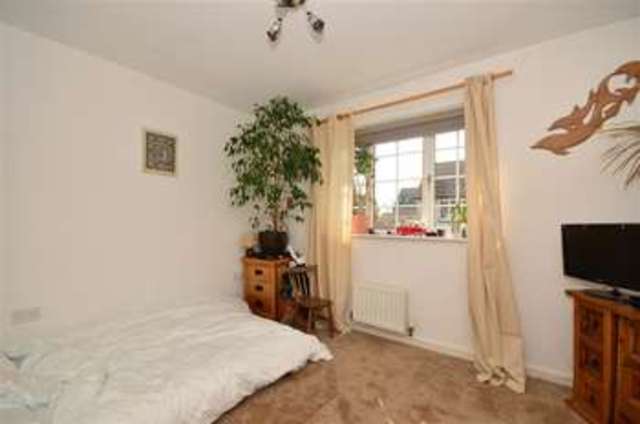  Image of 4 bedroom End of Terrace for sale in Sanderling Way Iwade Sittingbourne ME9 at Sittingbourne Kent Sittingbourne, ME9 8TE