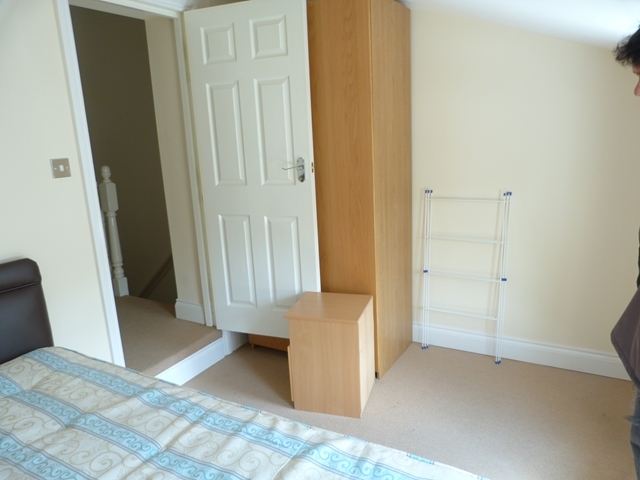  Image of 1 bedroom Flat to rent in Sandy Lane North Wallington SM6 at Sandy Lane North  Wallington, SM6 8JX