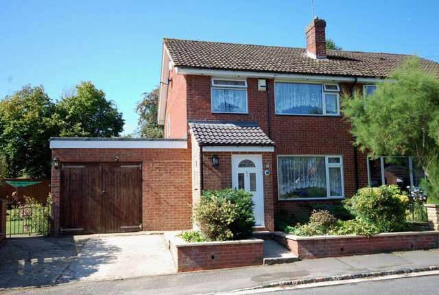  Image of 3 bedroom Semi-Detached house to rent in Deanfield Close Saunderton High Wycombe HP14 at Deanfield Close Saunderton High Wycombe, HP14 4HT