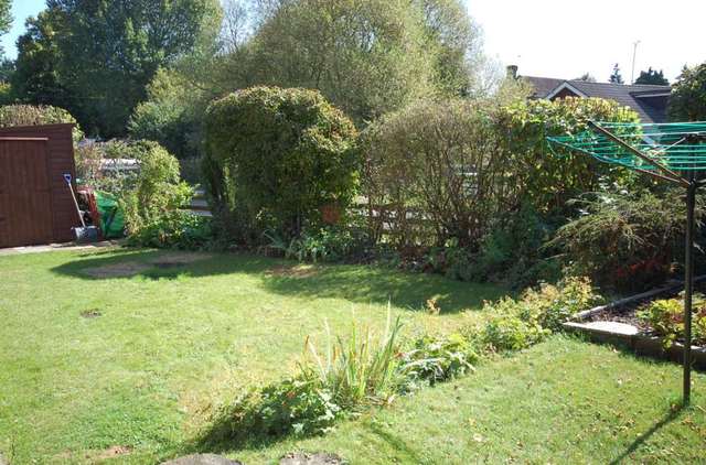  Image of 3 bedroom Semi-Detached house to rent in Deanfield Close Saunderton High Wycombe HP14 at Deanfield Close Saunderton High Wycombe, HP14 4HT