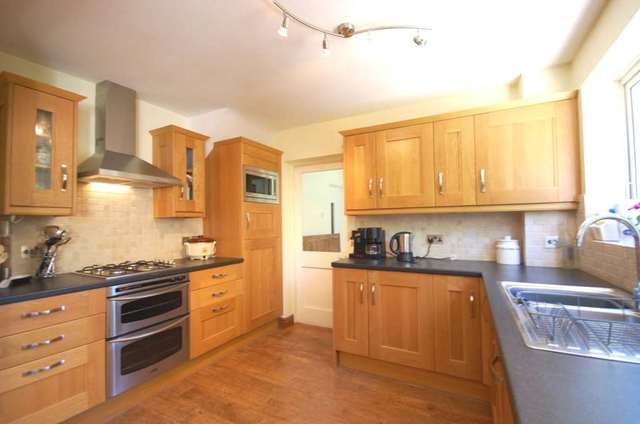  Image of 3 bedroom Semi-Detached house to rent in Deanfield Close Saunderton High Wycombe HP14 at Deanfield Close Saunderton High Wycombe, HP14 4HT