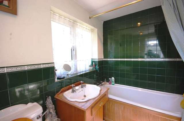  Image of 3 bedroom Semi-Detached house to rent in Deanfield Close Saunderton High Wycombe HP14 at Deanfield Close Saunderton High Wycombe, HP14 4HT