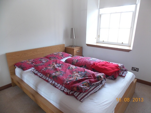  Image of 2 bedroom Flat to rent in School Wynd Paisley PA1 at Paisley Renfrewshire Renfrewshire, PA1 2DA