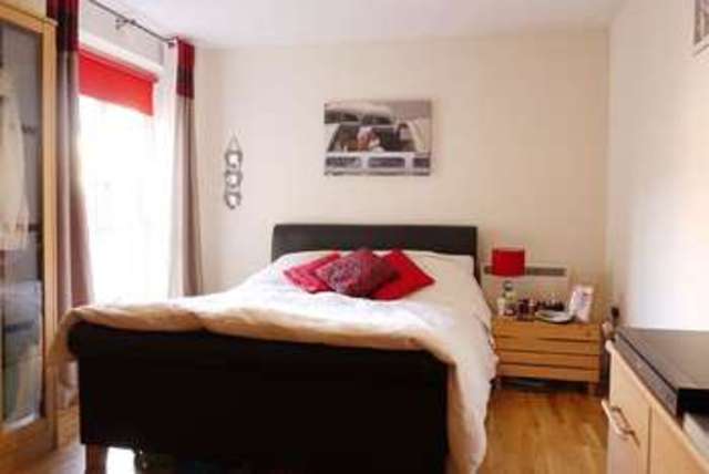  Image of 2 bedroom Apartment to rent in St. Peter Street Maidstone ME16 at St Peters Street  Maidstone, ME16 0GT