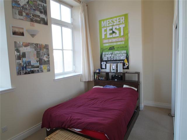  Image of 2 bedroom Flat to rent in Scrimgeour Place Dundee DD3 at Law Dundee Dundee, DD3 6TU