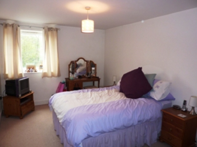  Image of 2 bedroom Flat to rent in Seacole Gardens Shirley Southampton SO16 at Seacole Gardens Shirley Southampton, SO16 6PN