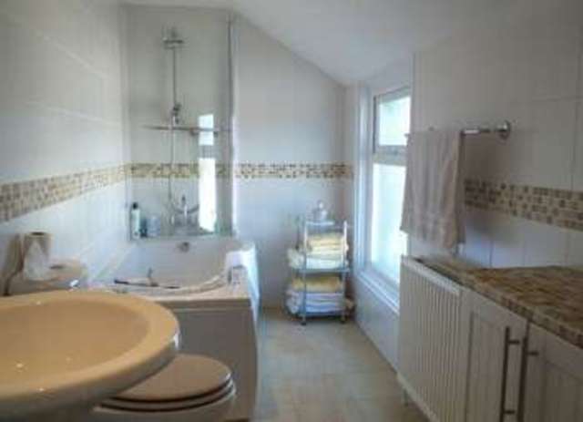  Image of 3 bedroom Flat for sale in Major Terrace Seaton EX12 at Major Terrace  Seaton, EX12 2RF