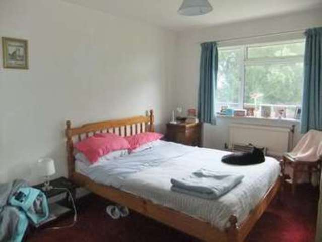  Image of 1 bedroom Flat for sale in Selwyn Road Eastbourne BN21 at 29 Selwyn Road  Eastbourne, BN21 2LF