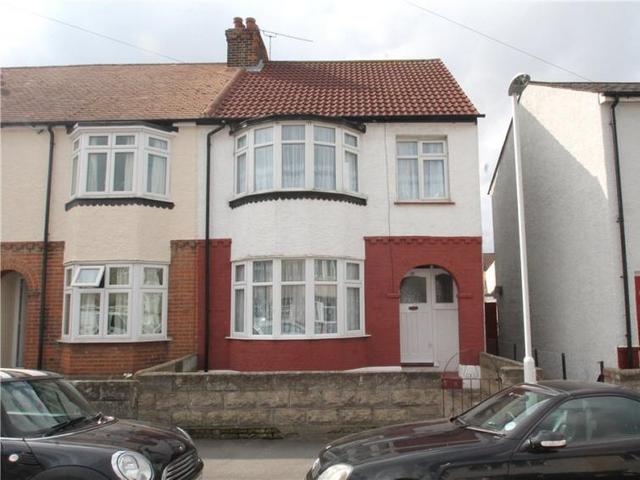  Image of 3 bedroom End of Terrace to rent in Seymour Road Northfleet Gravesend DA11 at Northfeet  Gravesend, DA11 7BW