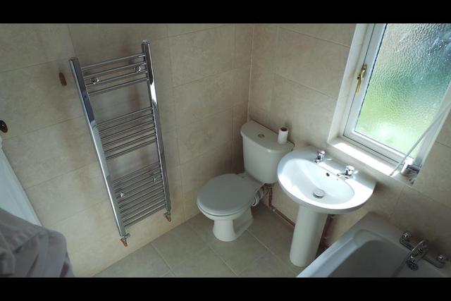  Image of 3 bedroom End of Terrace to rent in Seymour Road Northfleet Gravesend DA11 at Northfeet  Gravesend, DA11 7BW