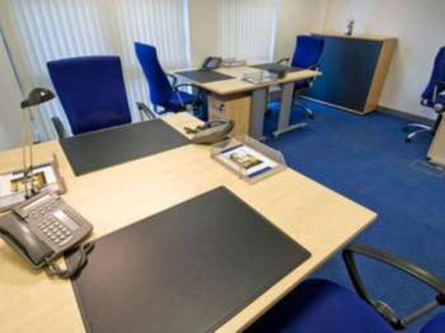  Image of Detached house to rent in Sheen Road Richmond TW9 at Richmond TW9 Richmond, TW9 1AE