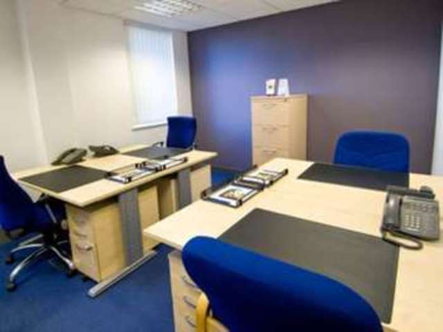  Image of Detached house to rent in Sheen Road Richmond TW9 at Richmond TW9 Richmond, TW9 1AE