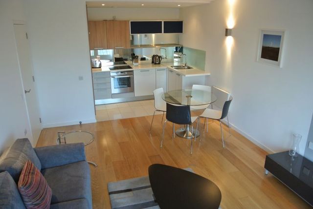  Image of 2 bedroom Apartment to rent in Goulden Street Manchester M4 at 49 Goulden Street  Manchester City, M4 5EN