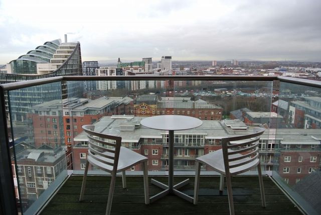  Image of 2 bedroom Apartment to rent in Goulden Street Manchester M4 at 49 Goulden Street  Manchester City, M4 5EN