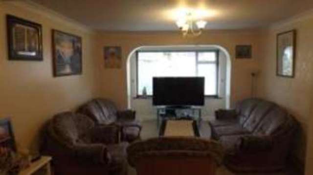  Image of 3 bedroom Terraced house for sale in Goodman Park Slough SL2 at Slough Berkshire Stoke Poges, SL2 5NR