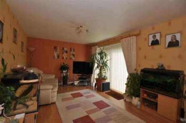  Image of 3 bedroom Terraced house for sale in Solent Gardens Freshwater PO40 at Freshwater Isle of Wight Freshwater, PO40 9PW